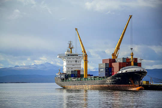 stone blocks shipping port